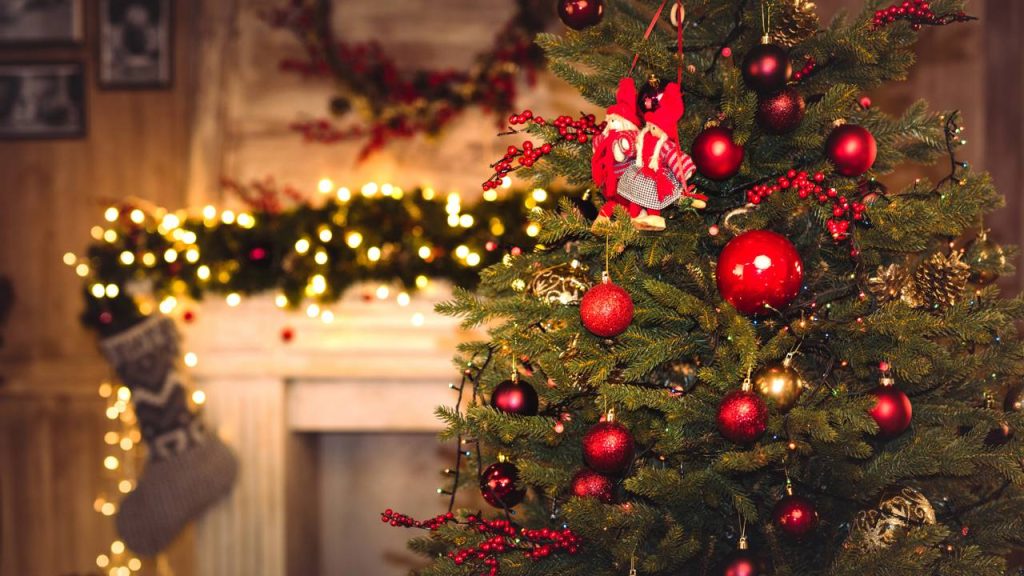 O que a psicologia diz sobre pessoas que não gostam de montar a árvore de Natal?
