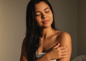 Essa receitinha de esfoliante caseiro deixou minha pele igual bumbum de neném