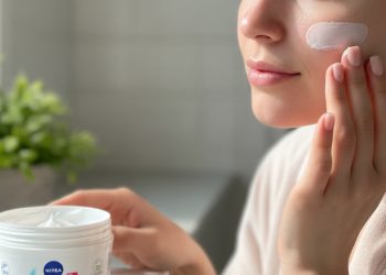 Diferença dos hidratantes faciais e como usá-los para cada pele