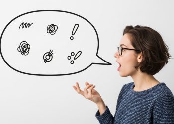 A psicologia explica o verdadeiro motivo pelo qual algumas pessoas falam sozinhas