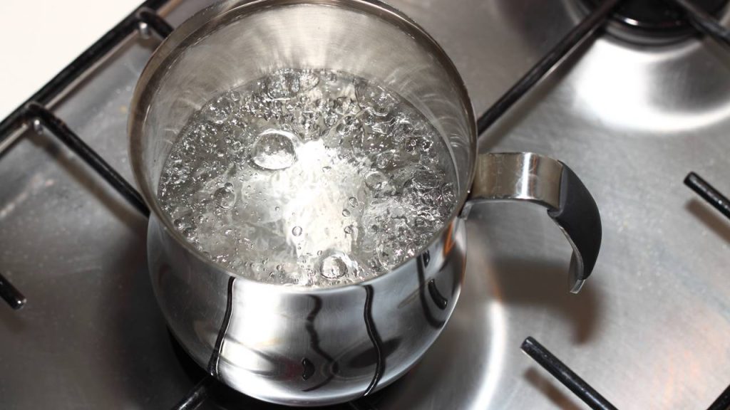 desentupir a pia da cozinha 