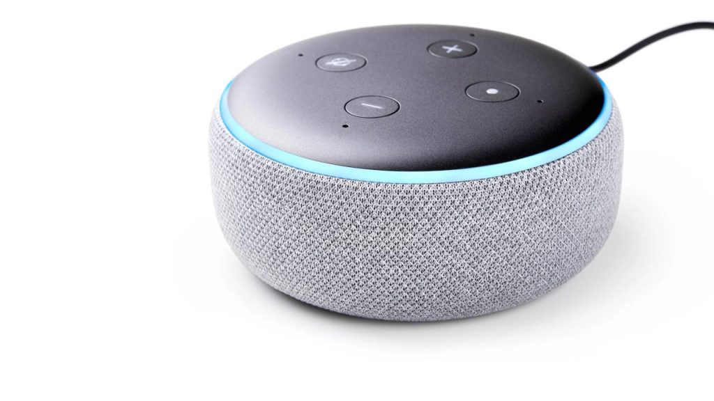 Alexa em casa muda afazeres chatos em rotinas simples e pouca gente explora isso