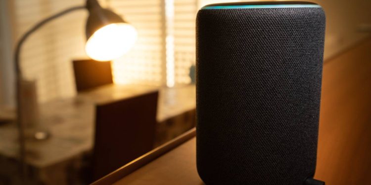 Alexa em casa muda afazeres chatos em rotinas simples e pouca gente explora isso