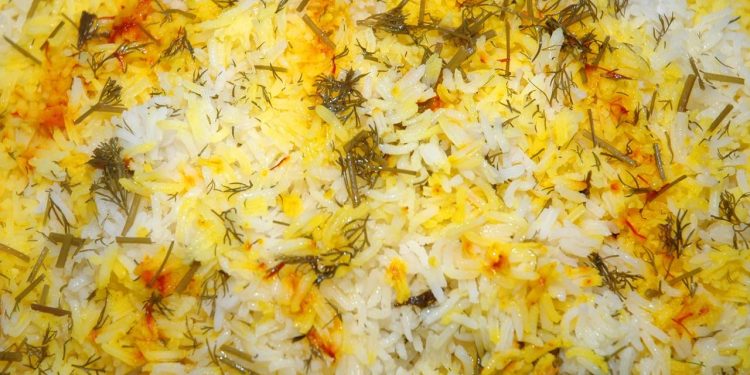 Esse arroz de ano novo transforma qualquer ceia em celebração