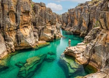 Não é mar nem praia famosa, mas essas águas em Goiás fazem a mente descansar como nunca