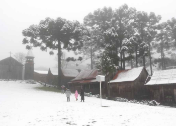 O pedaço da Europa no Brasil que vira cenário de filme quando a neve cai