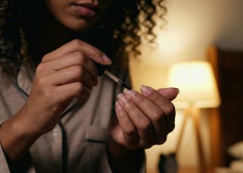 5 dicas simples para deixar as unhas naturais grandes e fortes