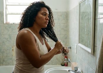 Parei de gastar com salão depois que fiz esse cronograma capilar em casa