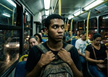 7 coisas que parecem normais, mas são sinais de trauma segundo a psicologia