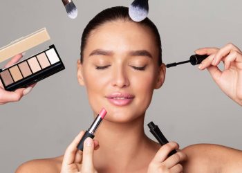 5 erros de maquiagem que envelhecem na hora e como corrigir