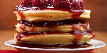Panqueca americana irresistível com cobertura incrível