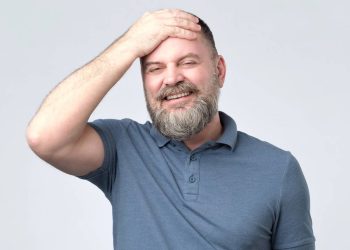 Por que os nomes fogem justo na hora errada? a explicação psicológica que vai mudar suas conversas