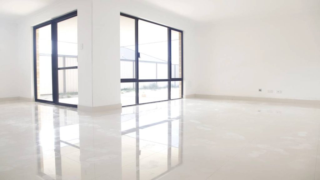 Reformar a casa ficou mais caro, veja os valores atualizados do porcelanato para sua reforma
