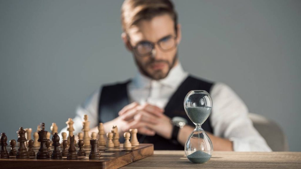 3 linguagens corporais de pessoas com QI elevado