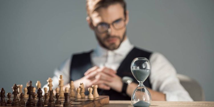 3 linguagens corporais de pessoas com QI elevado