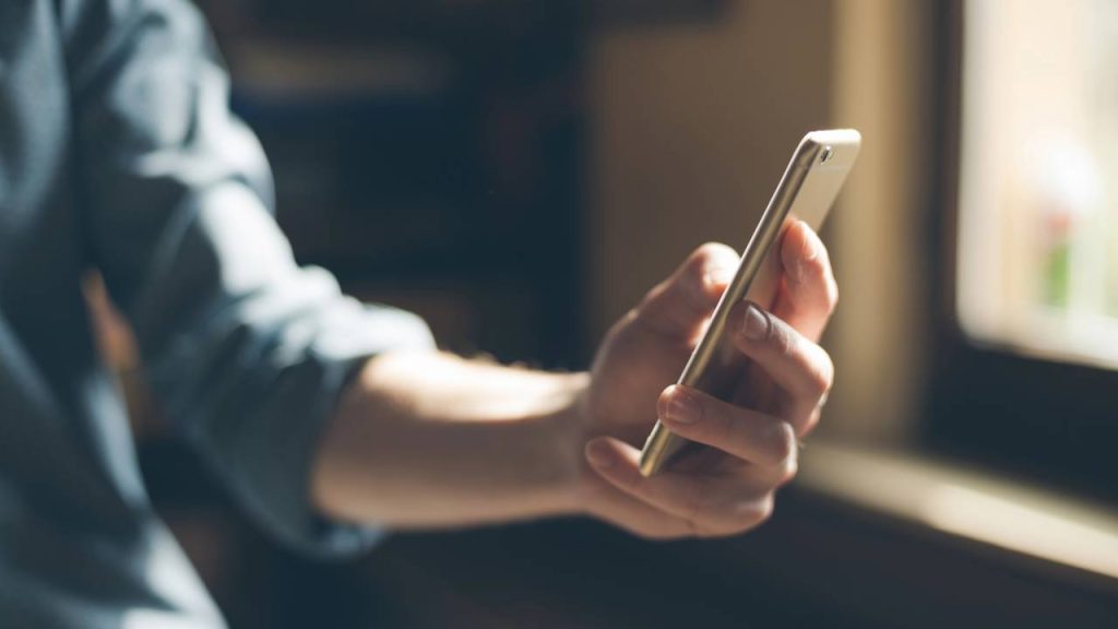 Como recuperar espaço no celular em minutos sem perder nada