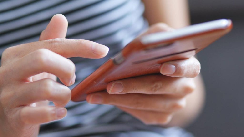 Como recuperar espaço no celular em minutos sem perder nada