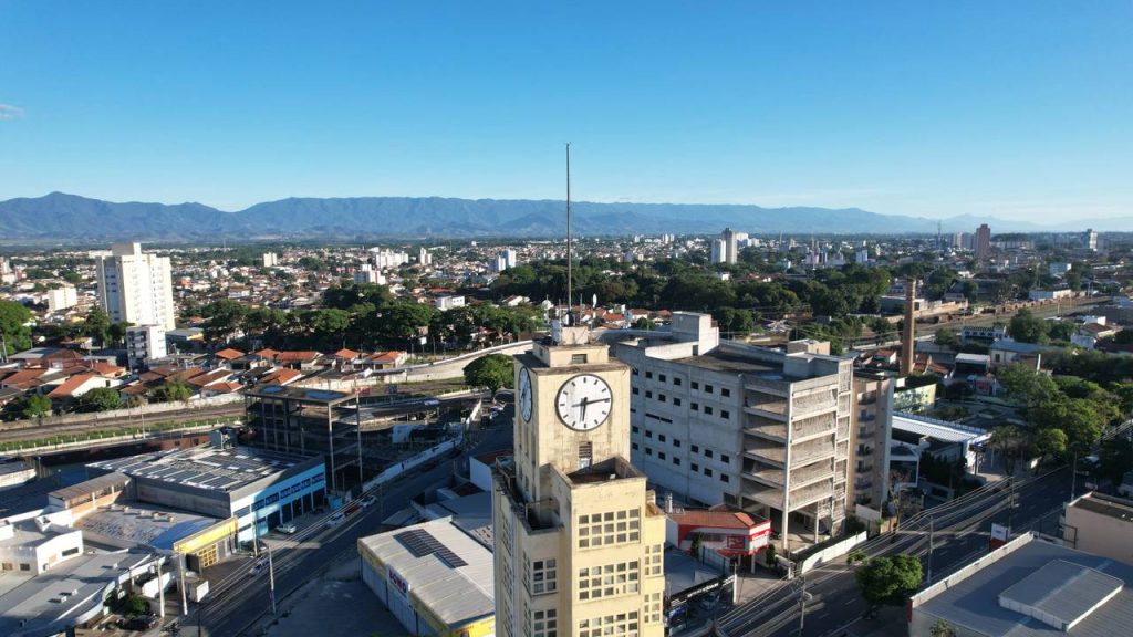 Essa cidade a 1 hora de São Paulo ganhou o apelido de Atenas do Vale e figura entre as 20 melhores do Brasil em qualidade de vida