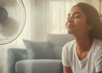 Truque Alemão com ventilador e garrafa de água congelada vai substituir o ar-condicionado em dias de calor extremo