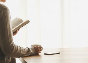 A psicologia revela o traço de personalidade oculto de quem prefere não expor a vida online