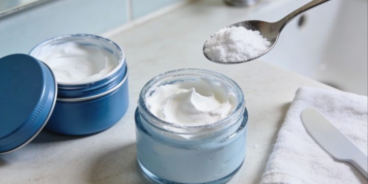 Você só precisa de 2 produtos simples para clarear manchas escuras