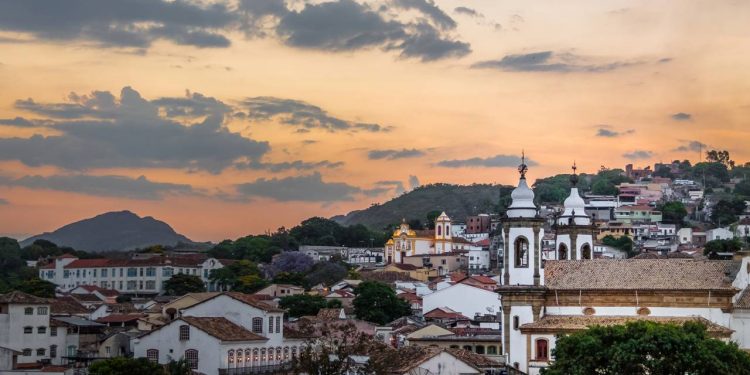 A cidade onde os sinos falam, nascida em 1704, com 700 imóveis protegidos e escolhida Capital Brasileira da Cultura