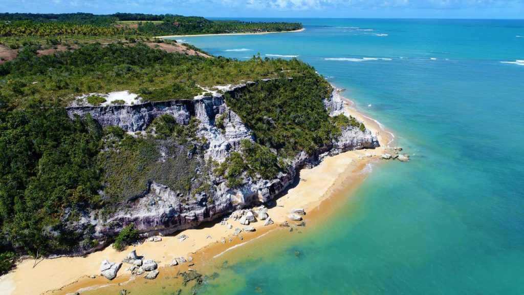 Fundada em 1586 e esquecida por quase 400 anos: essa vila baiana se tornou o refúgio mais charmoso do Brasil