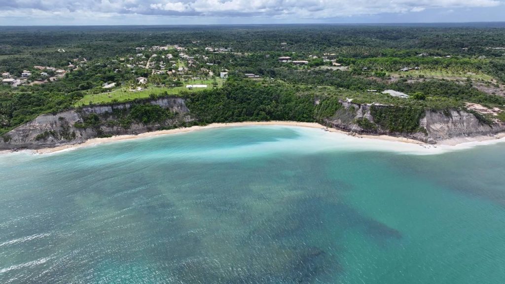 Fundada em 1586 e esquecida por quase 400 anos: essa vila baiana se tornou o refúgio mais charmoso do Brasil