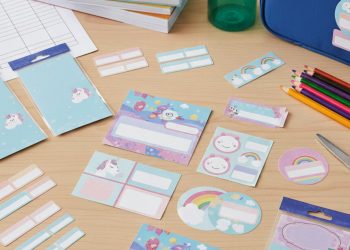 Quanto custa etiqueta personalizada na volta às aulas hoje