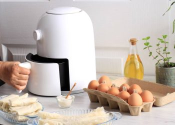 Dispositivos que reduzem óleo, gás e energia mudam a economia na cozinha das donas de casa