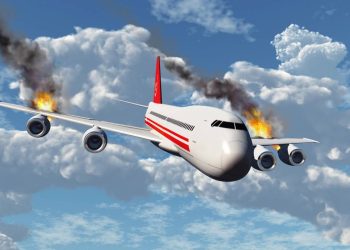 Acordou assustado? Psicologia explica por que sonhamos com queda de avião