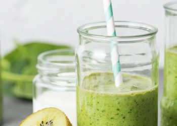 Quanto custa fazer bebidas caseiras e como diminuir o consumo excessivo de açúcar