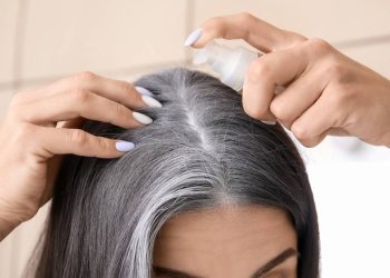 Adeus tinta! Novo macete para cobrir os fios brancos sem química