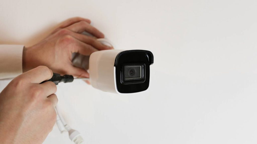 Câmeras de segurança inteligentes: o recurso invisível que está mudando a forma de proteger a casa