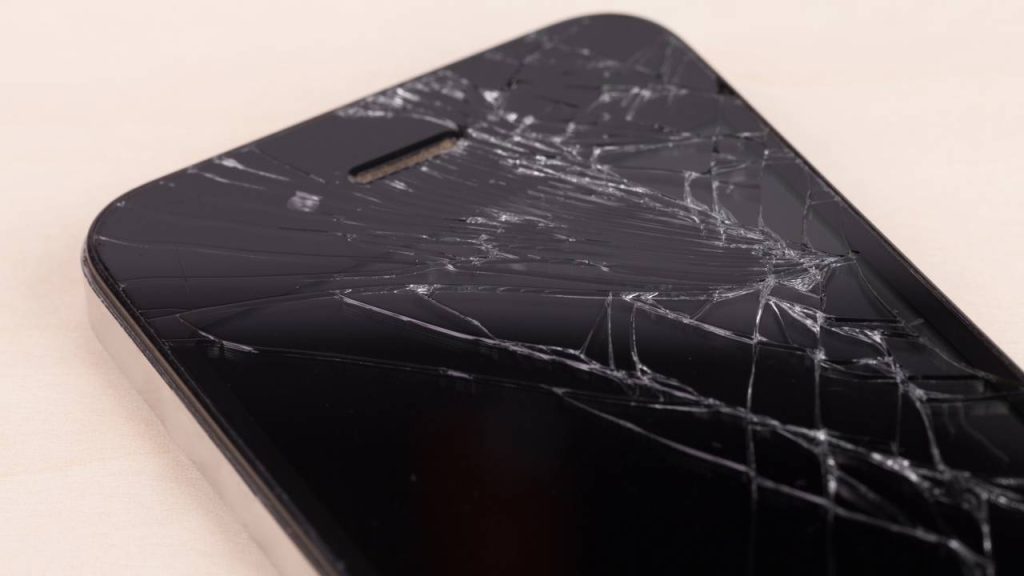 celular antigo guardado