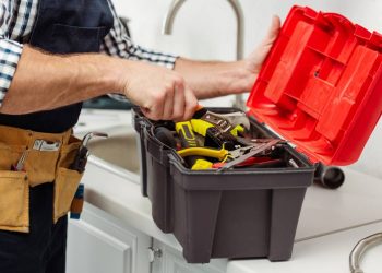 Quanto custa um kit básico de ferramentas para pequenas manutenções em casa