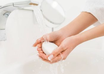 Higiene na idade média: Por que tomar banho já foi visto como perigoso?