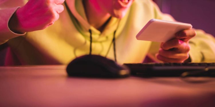 Como apps, jogos, e cursos transformam o passatempo digital em um gasto fixo