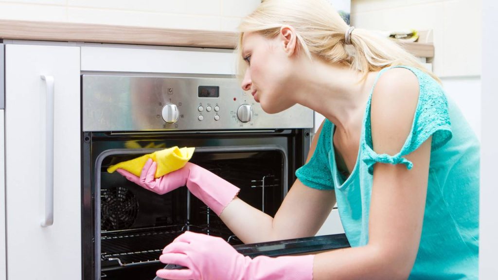 limpar o forno 