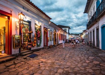 A cidade brasileira onde ruas de pedra, natureza exuberante e qualidade de vida caminham juntas