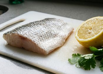 Como tirar aquele cheiro forte do peixe e deixar o prato um manjar dos deuses