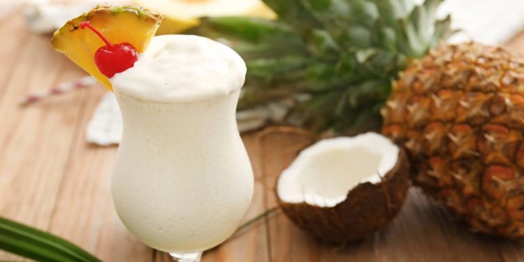 A receita fácil e deliciosa de Piña colada cremosa