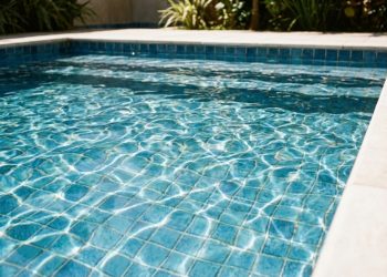Quanto custa manter uma piscina pequena em casa