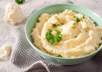 Como preparar purê de couve-flor cremoso e leve para o dia a dia