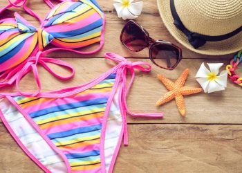 Quanto custa fazer um biquíni para o verão em casa e como economizar nos materiais