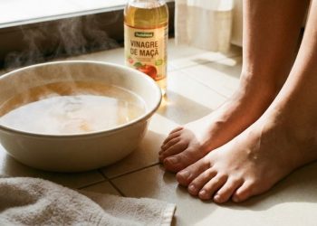 Pés renovados: 3 passos naturais para eliminar fungos e odores da pele e unhas