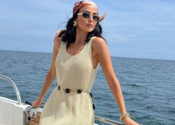 Look praiano elegante que promete bombar em 2026