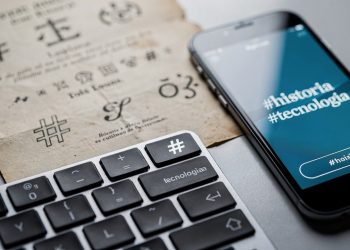 Hashtag nasce do símbolo # e vira ferramenta central nas redes sociais