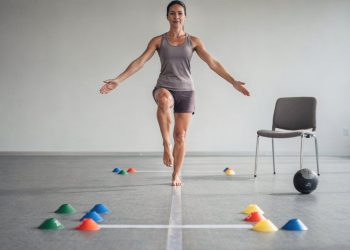 Exercícios para melhorar equilíbrio e coordenação: Reduzem risco de quedas e dão mais confiança