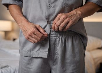 A origem do pijama revela que ele nem sempre foi pensado como roupa de dormir